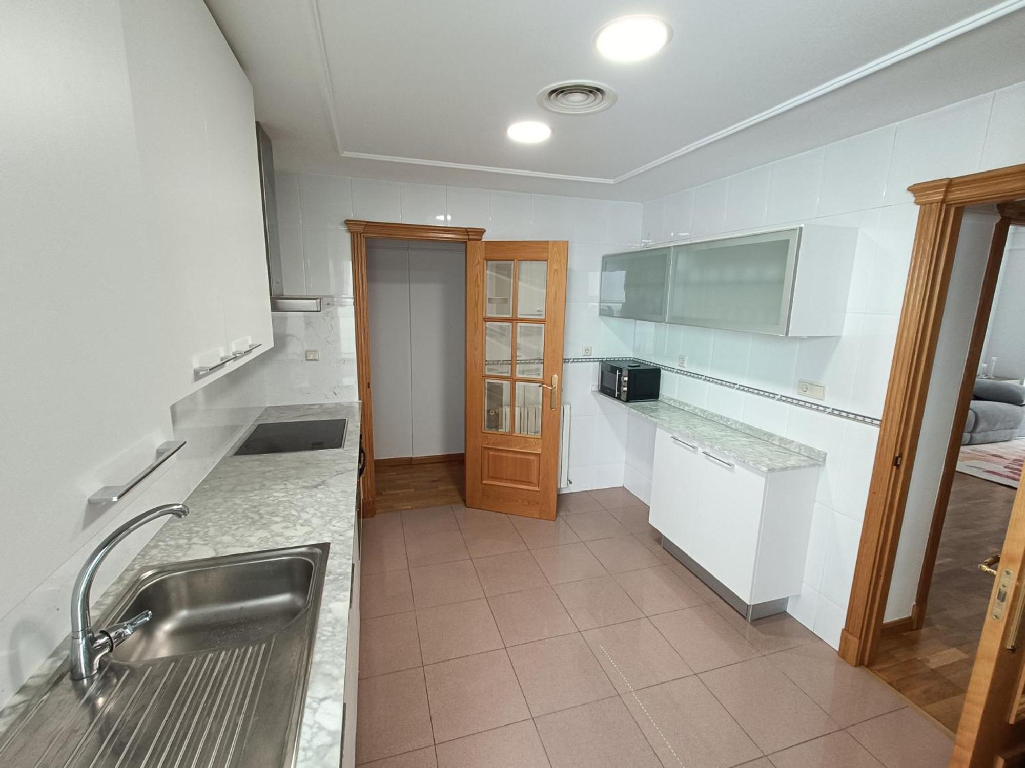 Piso En Pleno Centro De Albacete Con Garaje Leilighet Eksteriør bilde